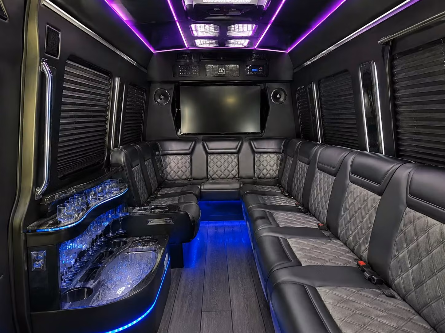 a private bus for youth sports tournaments and travel teams in sioux city