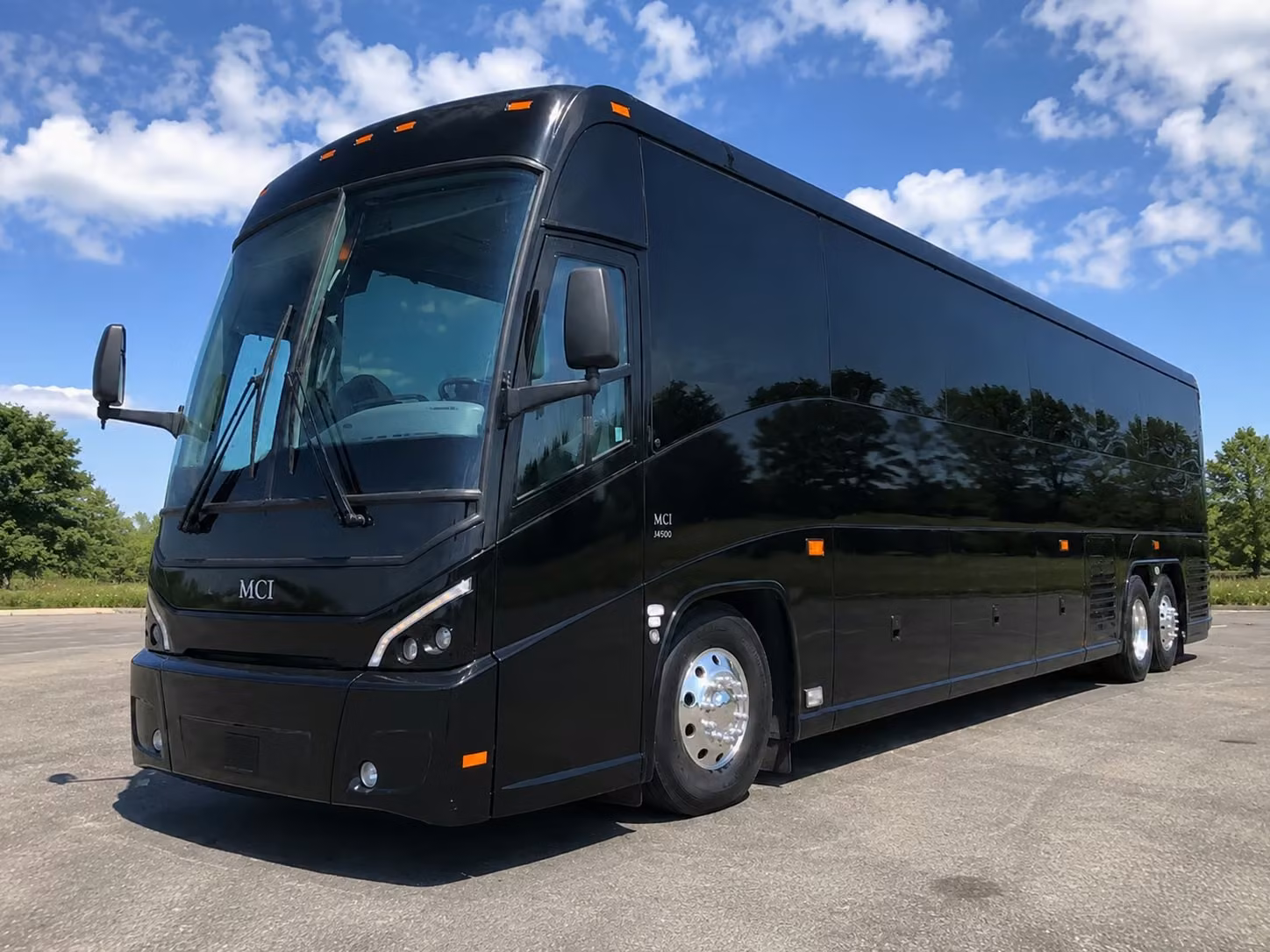 corporate event bus rentals and employee shuttles in sioux city