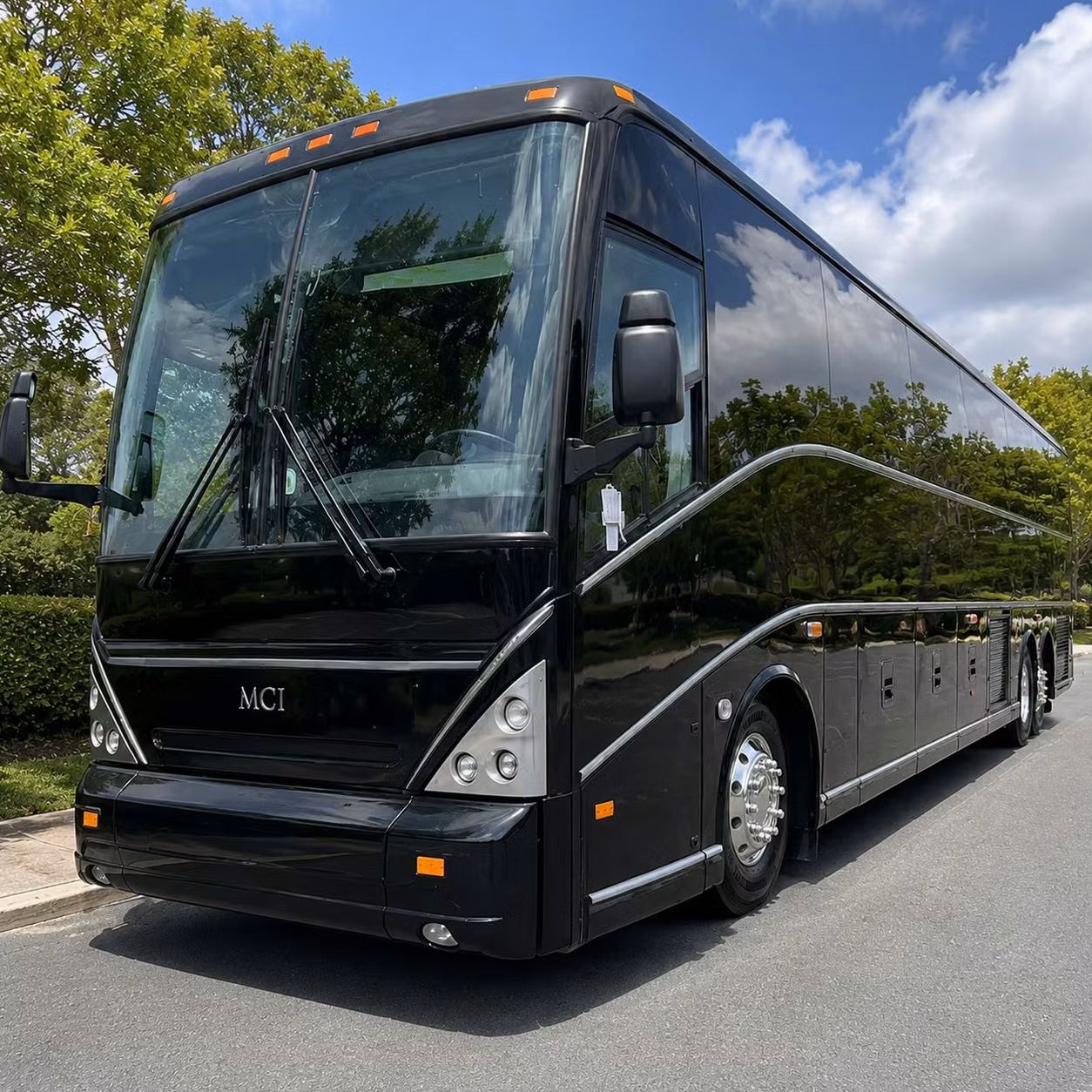 sioux city employee shuttle services for daily commuters and shift workers